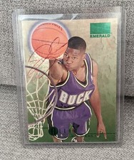 1996- 97 Skybox Premiere Ray Allen Rookie RC Autograph on card Emerald Bucks