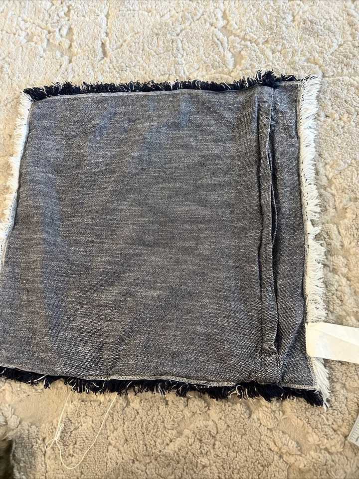 "Funda de almohada azul marino denim y blanco de 20"" a rayas con flecos cremallera cabaña costera" Foto 4 de 4