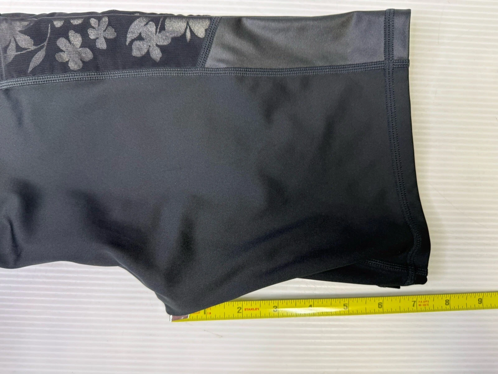 fabletics cycling athletic shorts
