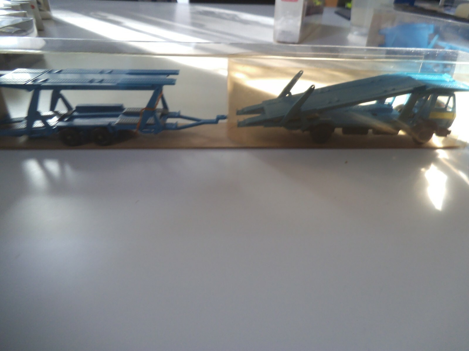 Bild 1 von 2