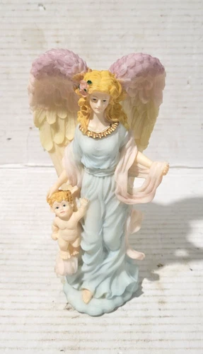 Herco Gift Professional Resin Angel w/Child Standng at Side in Box. #01533