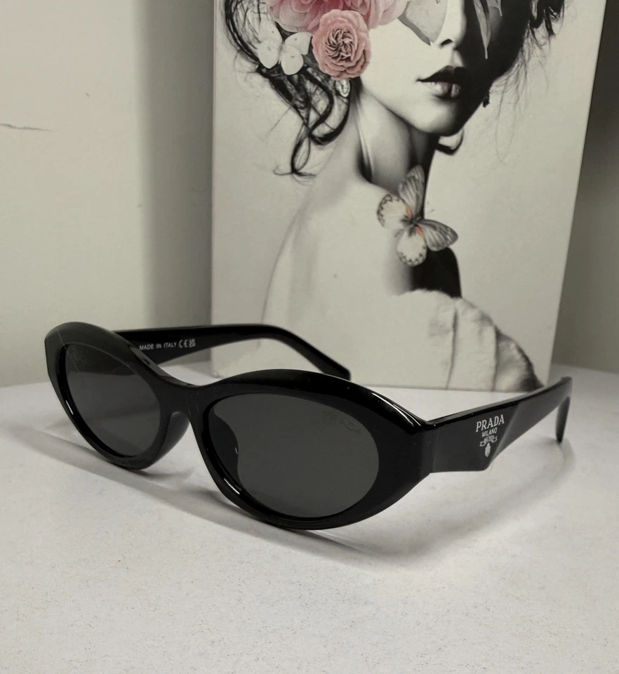 PRADA Women's Sunglasses - Image 2 of 4