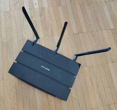 TPLink TD-W9980B N600 Gigabit VDSL2/ADSL2+ Modemrouter mit OpenWRT