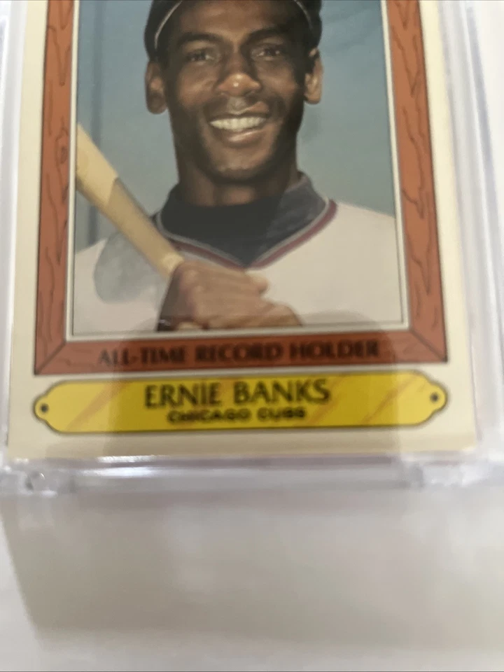Ernie Banks Lote (4) – 1985 Topps Collector’s Series (x2) + 1988 y 1989 Pacific HOF Foto 3 de 4