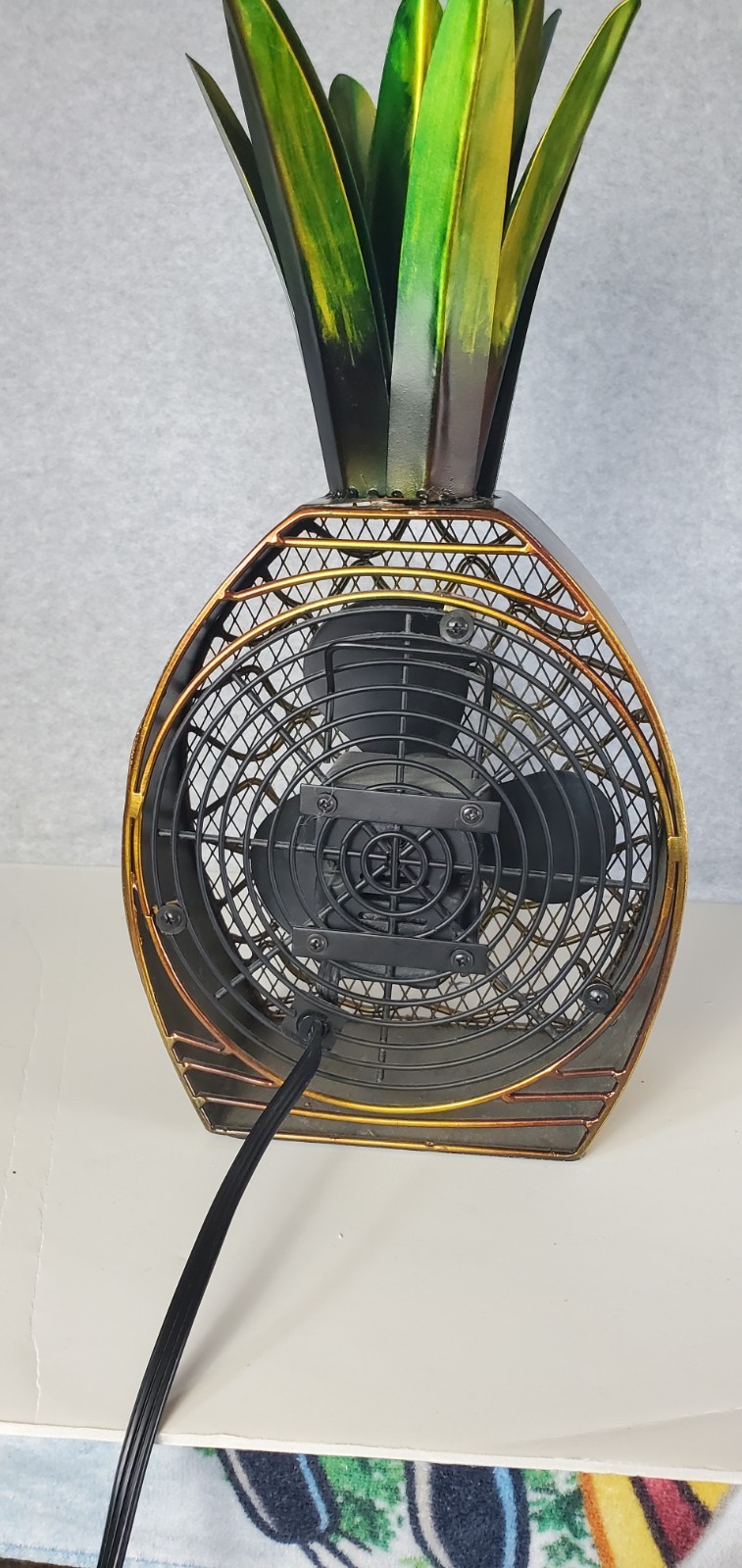 Deco Breeze 2 Speed Yellow Green Metal Pineapple Desk Table Top 15” Fan DBF0375