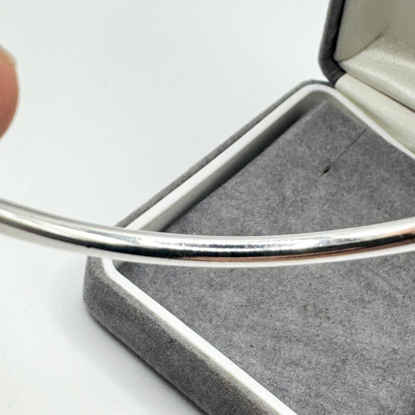 925 Sterling Silver Solid Torque Style Cuff Bangl… - image 7