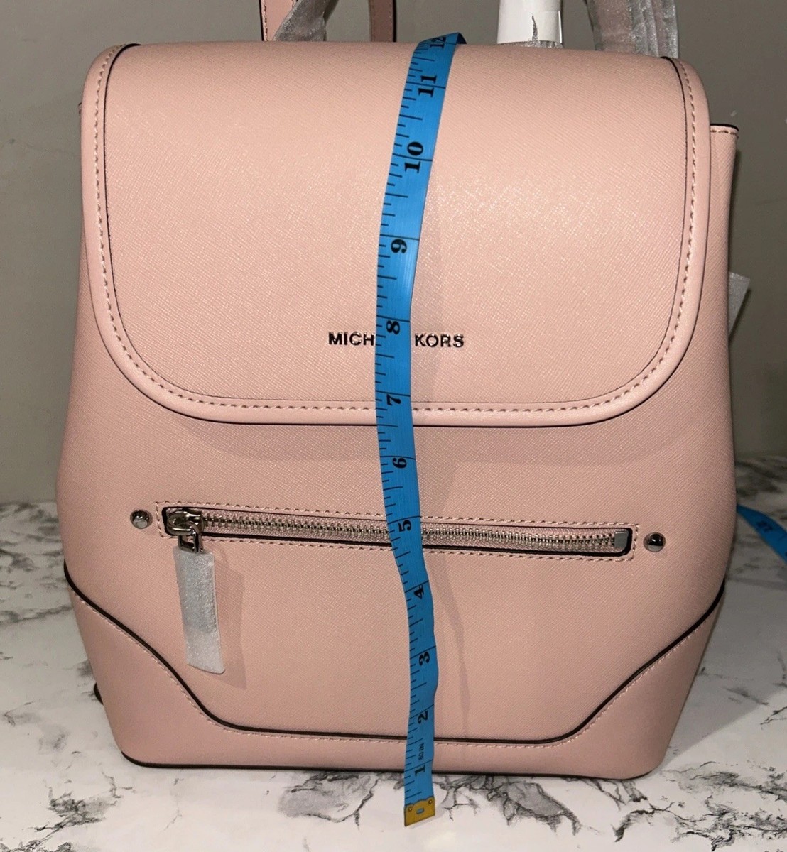 Michael Kors Harrison Medium Flap Saffiano Leather Backpack  display picture 1