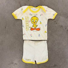 Vintage 1977 Tweety Bird Looney Tunes Kids Baby T-Shirt and Matching Shorts 0-6