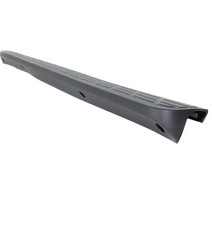 Oem New Tailgate Cover Spoiler Protector Molding 07-14 Silverado Sierra 25844299 Oem New Tailgate Cover Spoiler Protector Molding 07-14 Silverado Sierra 25844299