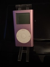 Apple iPod Mini 2nd Gen 4GB Pink MP3 Player USB 2.0 Headphone Jack A1051