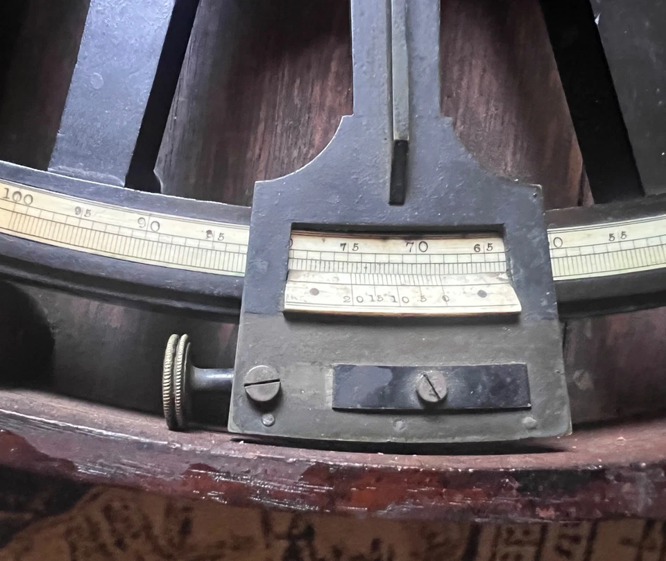 Thomas Parnell Ebony and brass octant, 1800s. - Image 3 of 4