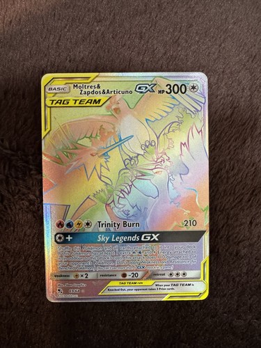 Hidden Fates Moltres Zapados Articuno GX Tag Team Rainbow Rare Card 69/68 NM