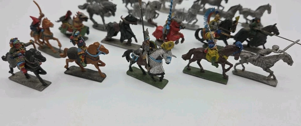 Lote De Colección De 20 Figuras De Plomo De Granadero/Ral Partha/D&D Caballos De Juego De Rol D&D Foto 3 de 4