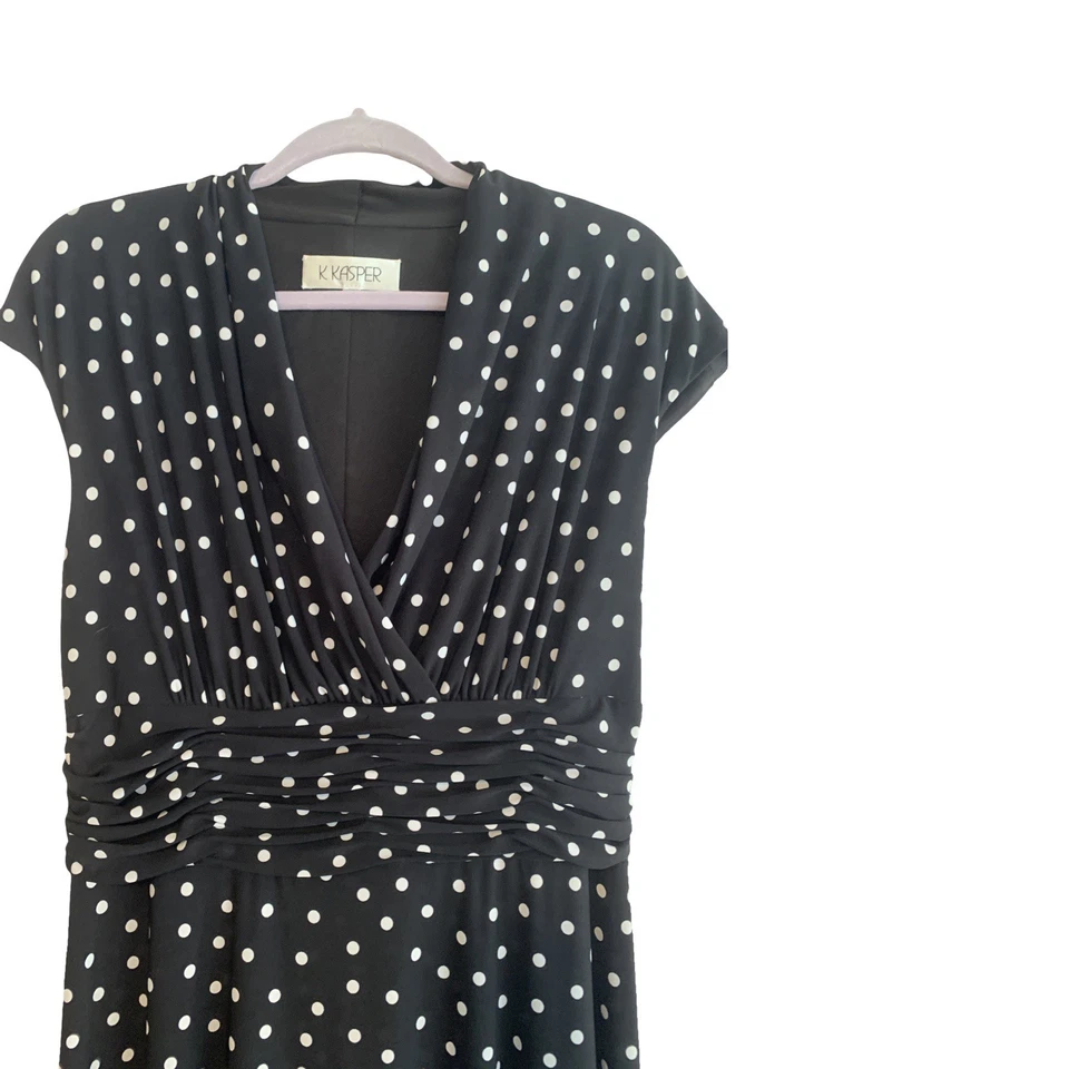 Vestido Kasper Negro/Blanco Lunares Midi Calce y Mangas Acampanadas Talla 12 Foto 3 de 4