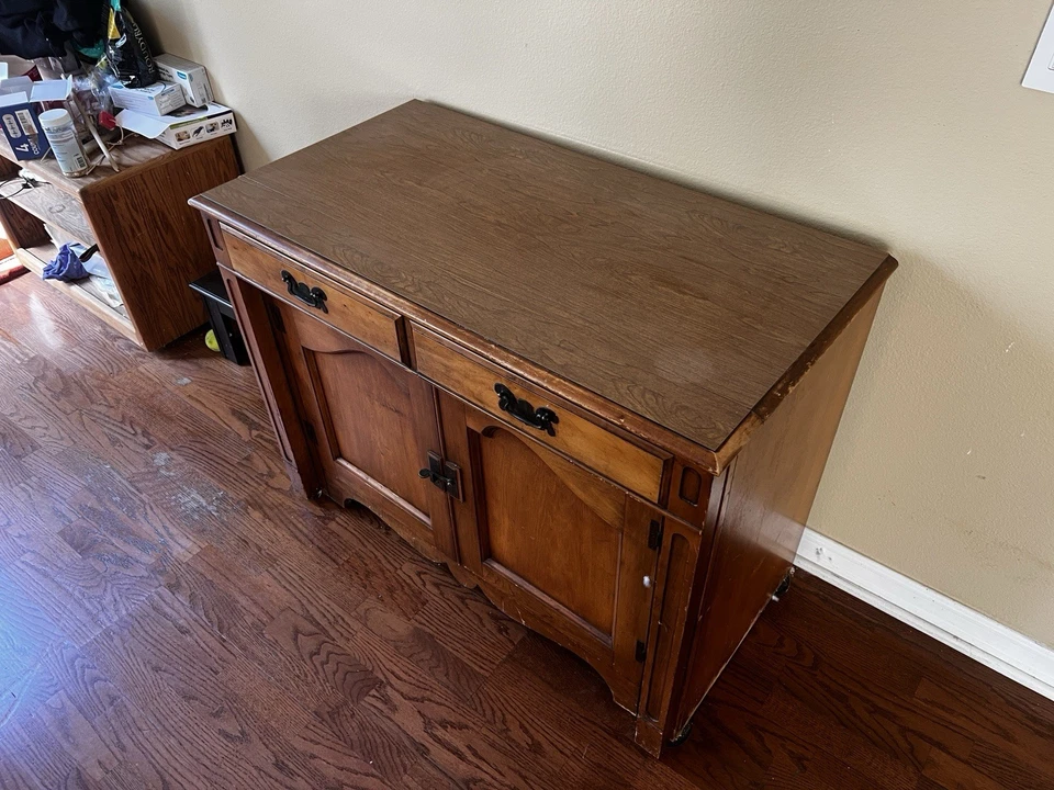 Mesa de comedor Saginaw Expand-O-Matic + 6 sillas - ¡Joya de mediados de siglo que ahorra espacio! Foto 2 de 4