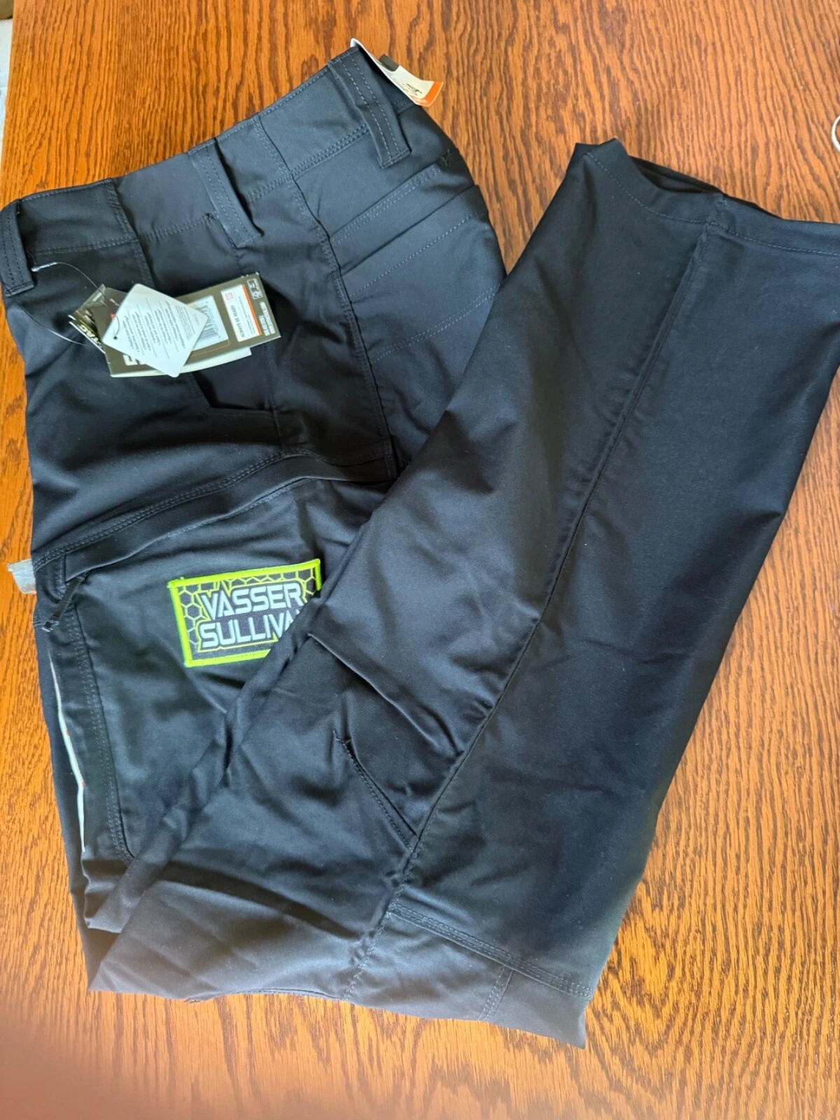 Vassar Sullivan Racing 511 Pants, Tactical Apex Men Select, Black Cargo $85 NWT
Opens in a new windo