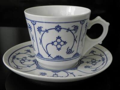 Tasse mit Untertasse Indisch Blau Porzellan Jäger Eisenberg