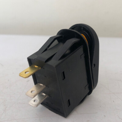 SCI R13-271 21A/14 VDC 3 PIN 2 POSITION LIGHTED ORANGE ON OFF