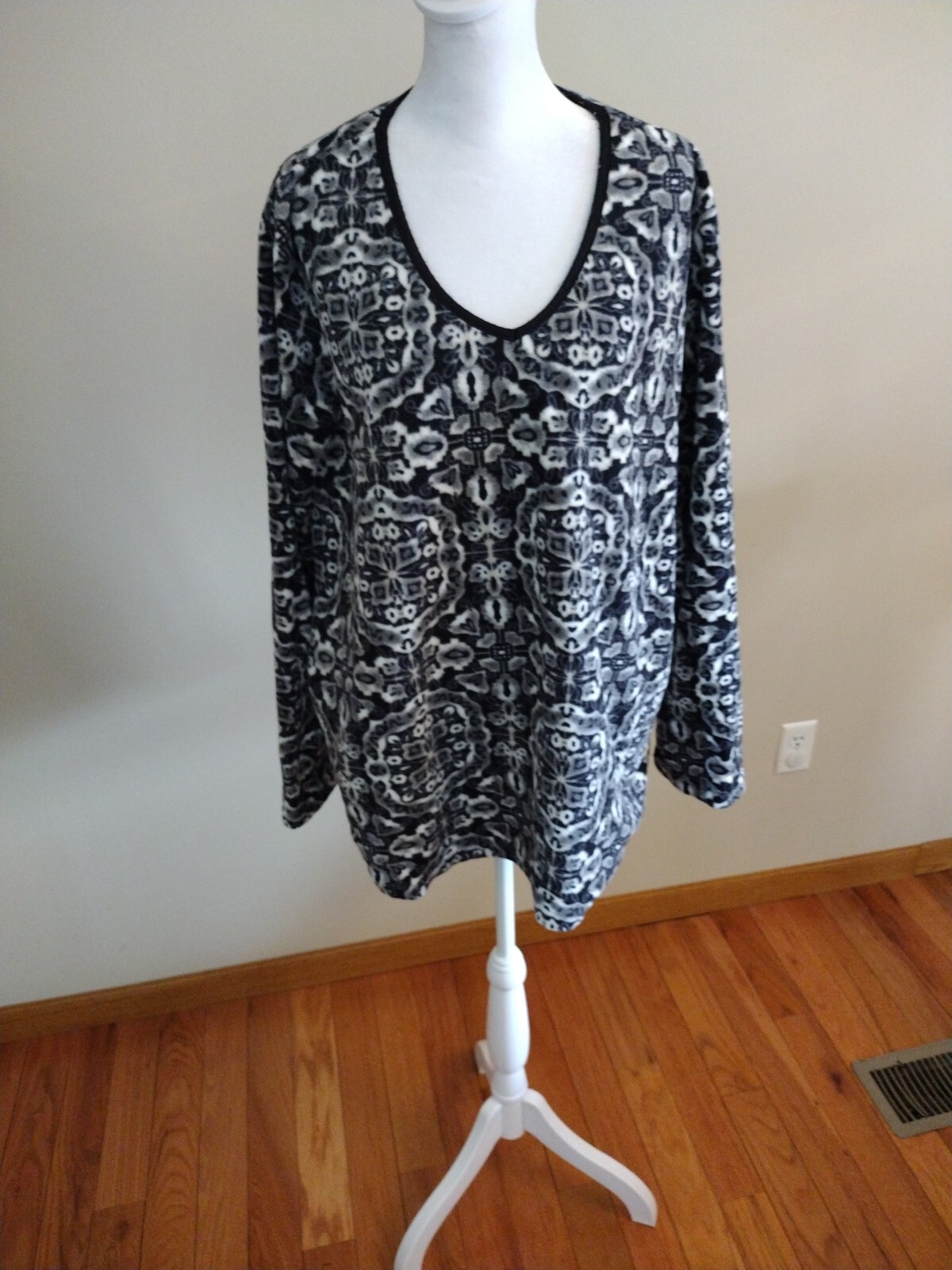 Basic Editions Women's 2xLarge Multicolor Floral … - image 1