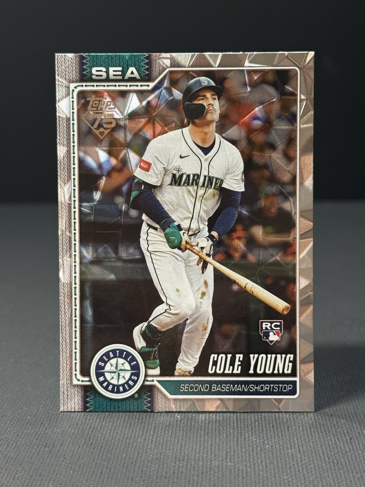 2026 Topps #129 Cole Young Diamante Foil