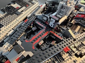 LEGO Star Wars: First Order Star Destroyer (75190) 99% Complete No Figs
