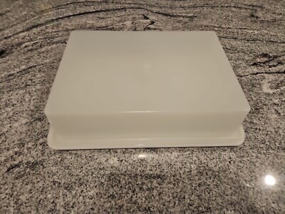 Vtg. Tupperware 9x13 Rectangular Sheet Cake / Bakery Carrier  #622-3+ Lid #623-5