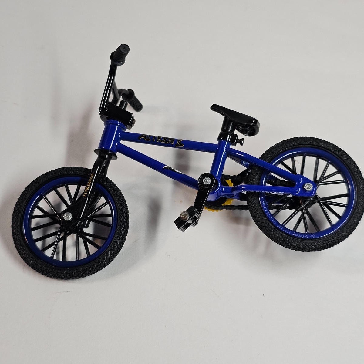 Flick Trix BMX Finger Bike FITBIKECO Aitken Blue Black Gold | eBay