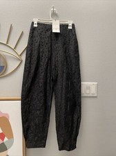 Zara Women  s Embroidered High Waisted Pleated Darted Trousers Pants Size Medium