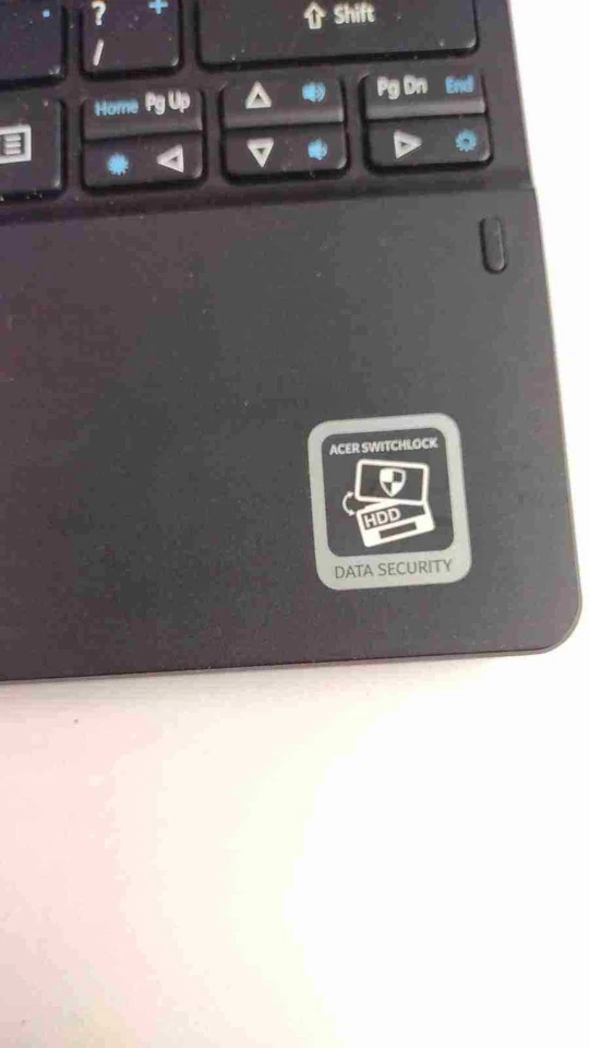 Acer Aspire Switch SW3-013 Windows 10 Tablet 32GB 2GB RAM Intel Atom Z3735F - Bild 3 von 4