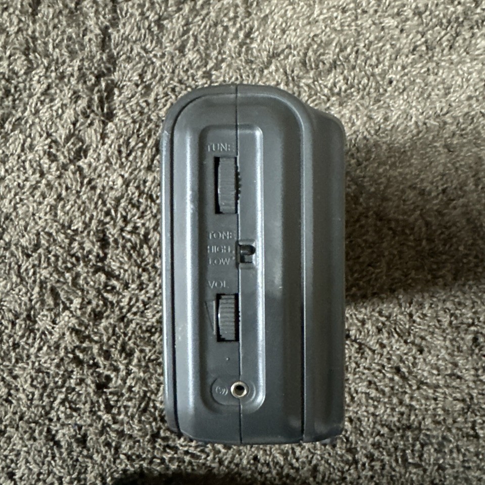 Sony ICF-38 Portable AM/FM 2 Band Radio Electrical & Battery Operated ...