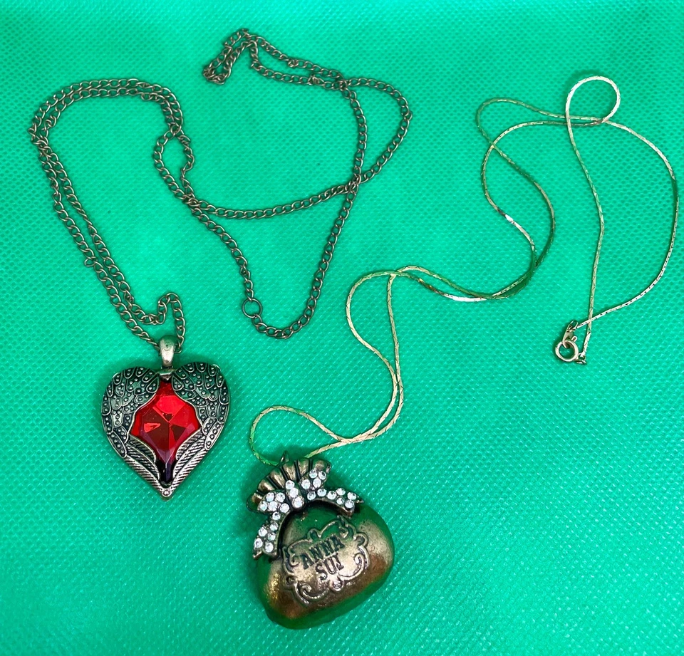2 piezas ANNA SUI Bronce Bolsa de Dinero Bolsa Colgante Collar Alas de Ángel Cristal Corazón  Foto 3 de 4
