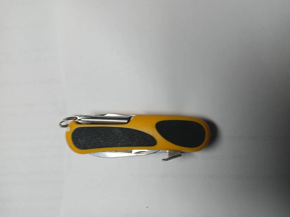 victorinox Delemont 518 evolution amarillo/negro Foto 4 de 4