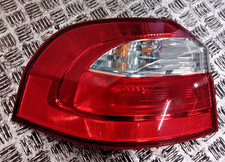 2013 KIA RIO MK3 - 5DR NSR REAR PASSENGER SIDE OUTTER TAIL LIGHT