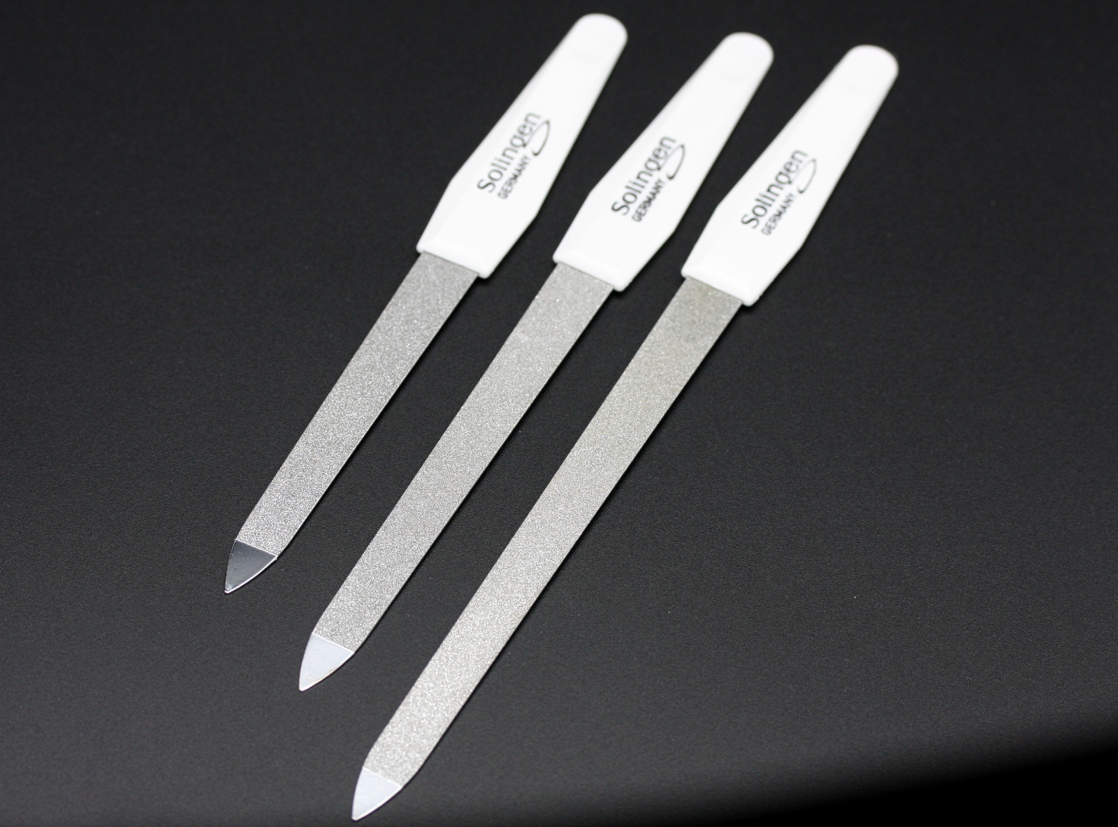 Nagelfeile Aus Edelstahl – 2-seitig Mit Feiner & Grober Saphir-Körnung, 12 Cm Lang, Perfekt Für Maniküre Und Pediküre