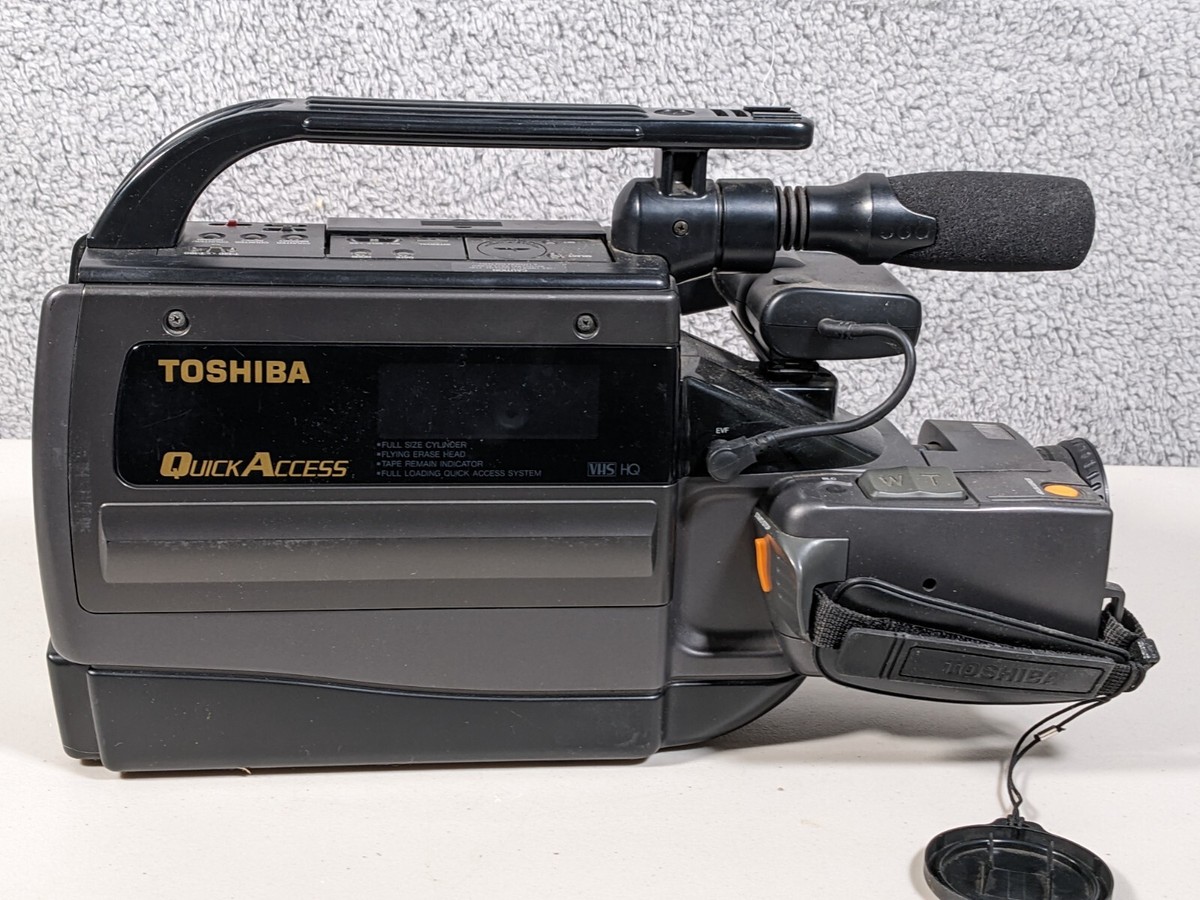 Toshiba SK-F200 VHS Camcorder Quick Access 8X With Case Vintage