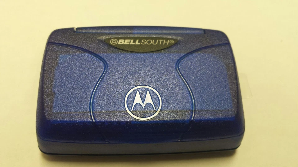 PROP PAGER - BLUE MOTOROLA T-900 - ADEREÇO OU INCRÍVEL MORDAÇA RETRÔ PRESENTE SIMULADO TXT PAGER - Imagem 2 de 4