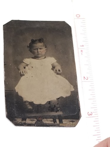 Foto ragazza tipo inchiostro c 1870 fantasma inquietante arrugginito bambino arte guance rosa antica - Foto 11 di 11