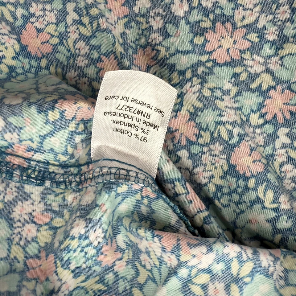 Camisa Croft & Barrow Mujer Grande Colorida Floral Ditsy Botón Delantero Manga Larga Foto 4 de 4