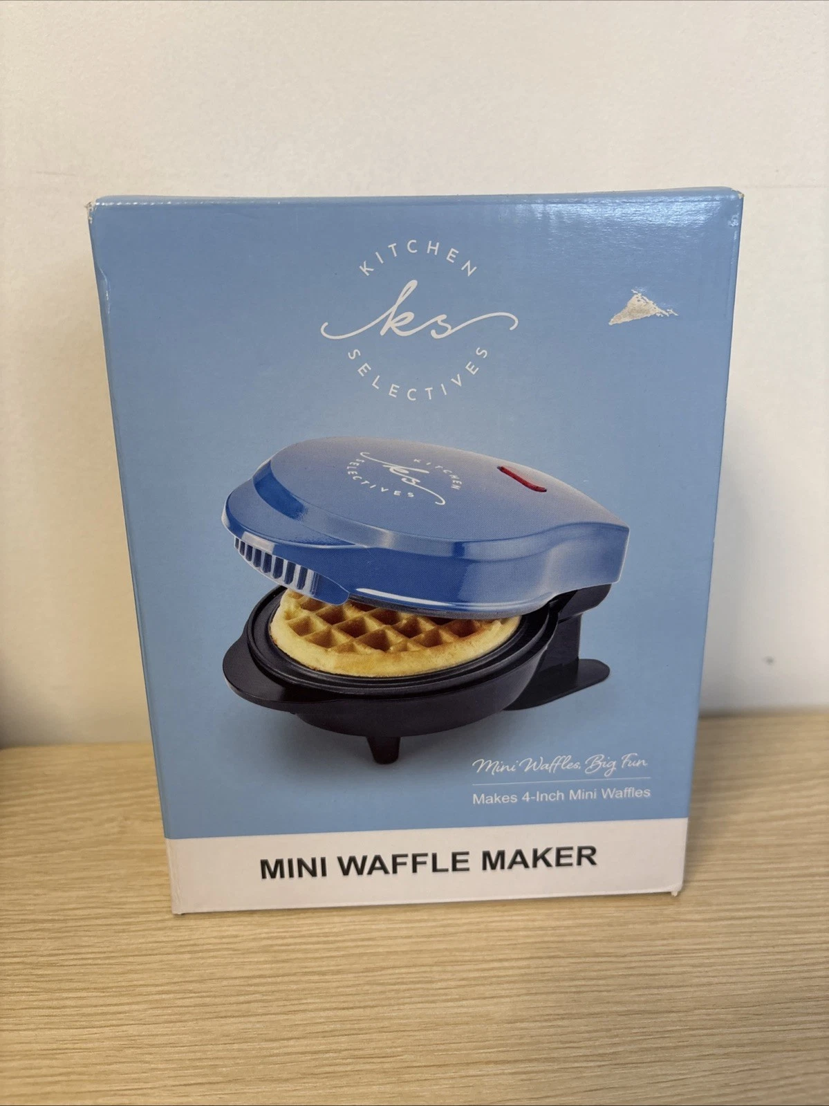 Kitchen Selective Mini Waffle Maker Makes 4-inch Waffles Nonstick Surface