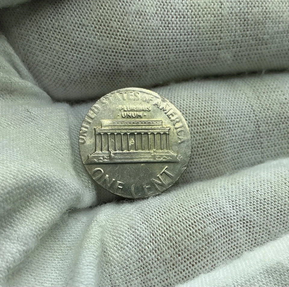 1982 Lincoln Cent 1c MINT ERROR Struck on Dime Planchet 2.3 Grams M263 - Image 2 of 3