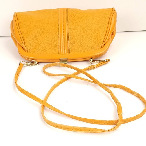 Vintage Leather Express Yellow Shoulder Bag - Gold Hardware Retro Y2K Style - Picture 18 of 24