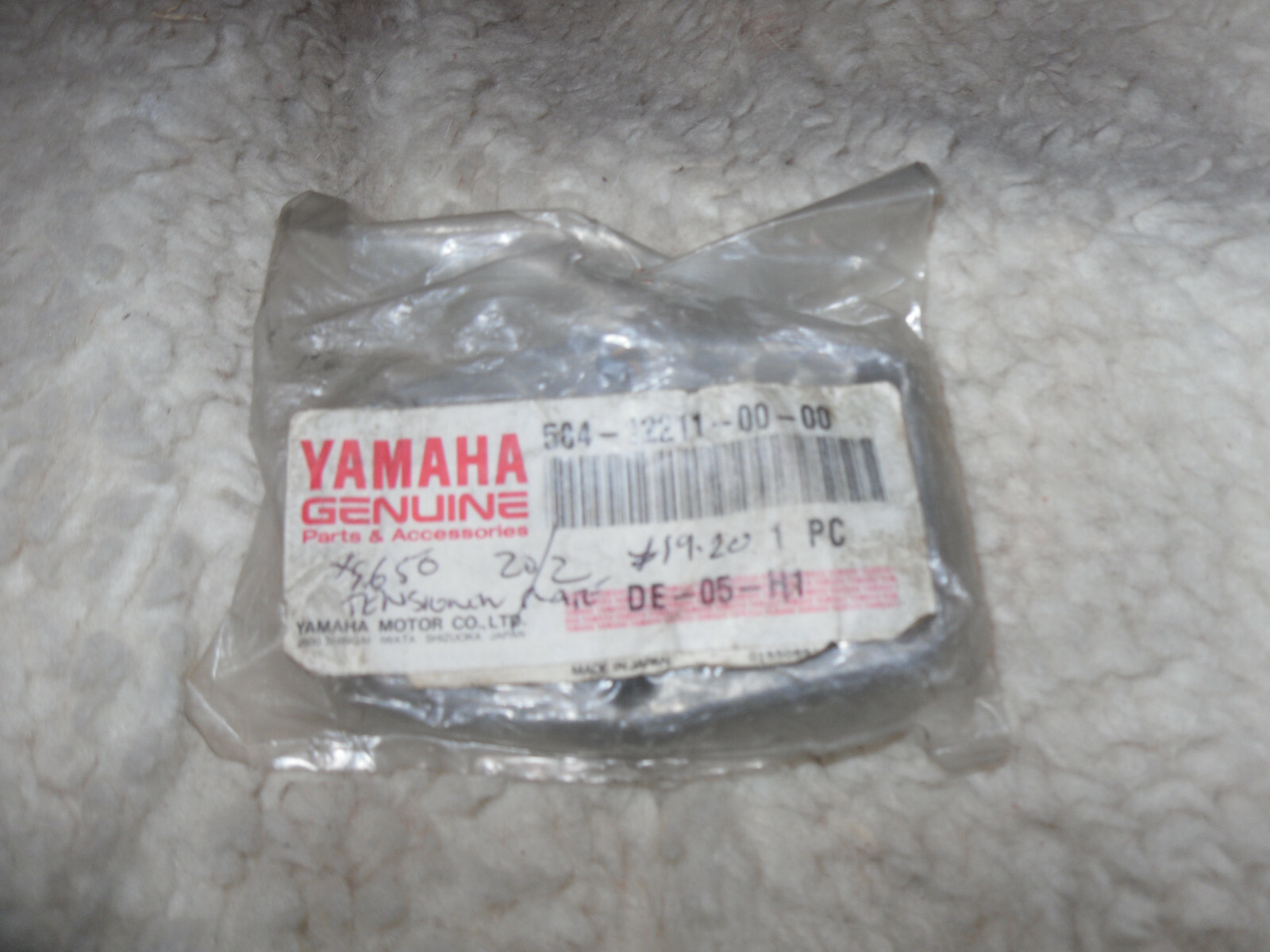 YAMAHA XS650 CAM CHAIN TENSIONER HOLDER XS 650 584122110000 NOS OEM