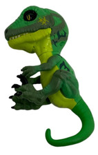 Untamed Raptor Fingerlings HAZARD Green Electronic Interactive Dinosaur WOWWEE