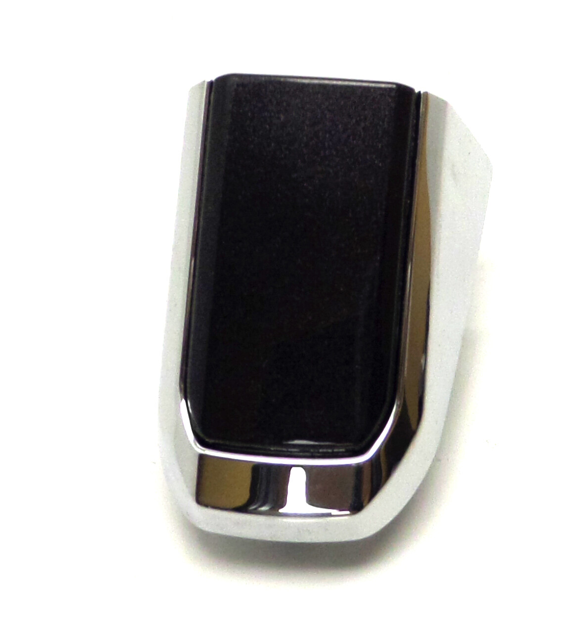 84031714 Keyless Exterior Door Handle End Cap Iridium Metallic Suburban