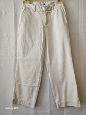 Gap Womens Cropped White Pants Size 2