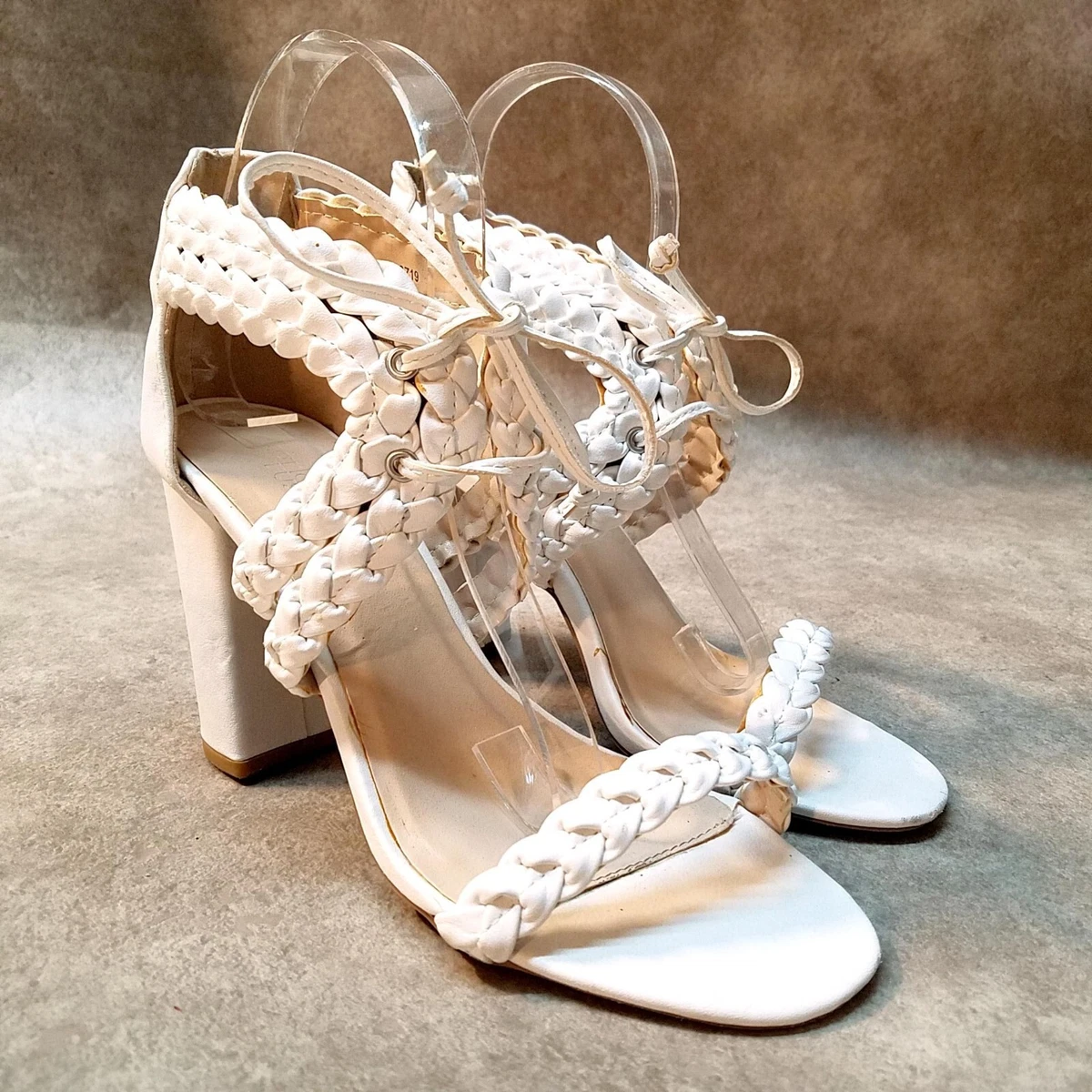 White heels size clearance 8