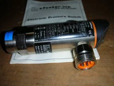 IFM Efector PB4213 Electronic Pressure Switch / Sensor 1/4" NPT 20-400 PSI NOS!!
