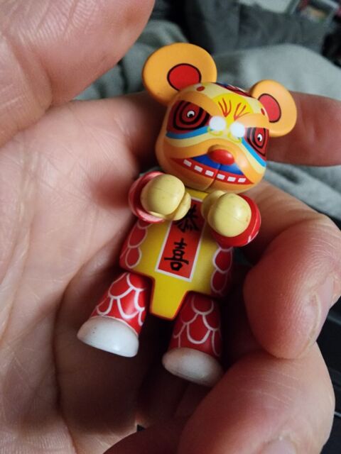2003 Vinylmation toy2r alec ling red lion