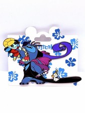 Disneyland Paris Emperor’s New Groove Stitch Crossover Pin 2025 w/Kuzco Scrump