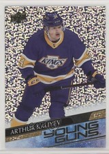 2020 Extended Series Young Guns Speckled Rainbow Foil Arthur Kaliyev #701 0c7a